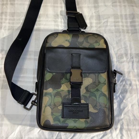 Coach crossback pack (camo colorway)